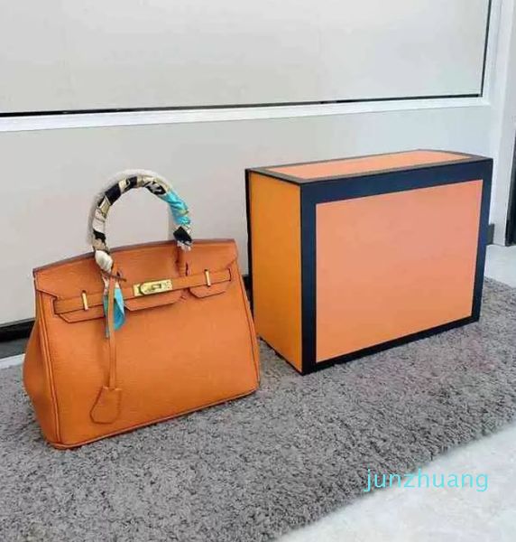genuine totes handbags handbags designer's layer cowhide designers tote latch lychee pattern classic fashion
genuine totes handbags handbags designer's layer cowhide designers tote latch lychee pattern classic fashion