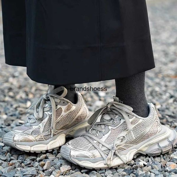 balencigas new 9th generation 3xl paris dad shoes couple sports shoes thick sole lace up old shoes, Black
balencigas new 9th generation 3xl paris dad shoes couple sports shoes thick sole lace up old shoes, Black
