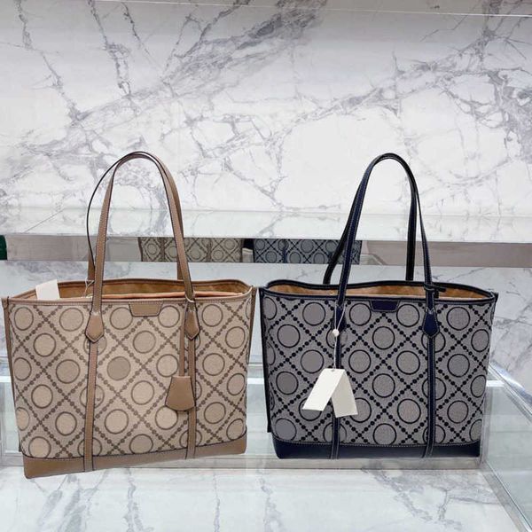 totes designer tote embroidery shopping bag luxurys handbags large capacity shoulder lady classic high-end custom handbag female purses 2211
totes designer tote embroidery shopping bag luxurys handbags large capacity shoulder lady classic high-end custom handbag female purses 2211
