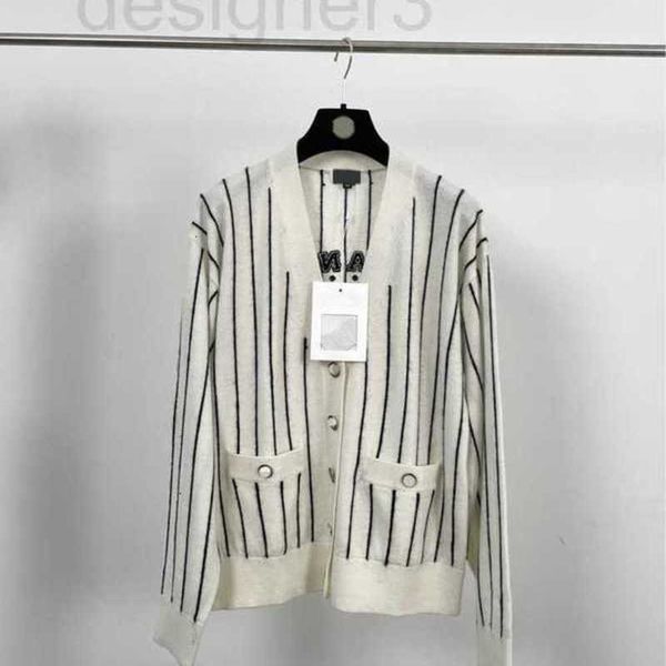 women's jackets designer spring 2023 new style chic simple wind vertical stripe cashmere wool sweater cardigan 75oe, Black;brown
women's jackets designer spring 2023 new style chic simple wind vertical stripe cashmere wool sweater cardigan 75oe, Black;brown