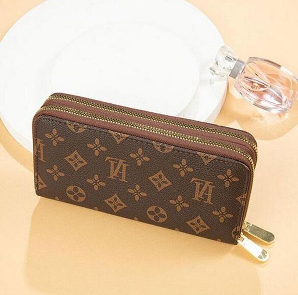2023 fashion desinger bag women clutch wallet leather wallet double zipper wallets lady ladies long classical purse tote bag, Red;black
2023 fashion desinger bag women clutch wallet leather wallet double zipper wallets lady ladies long classical purse tote bag, Red;black