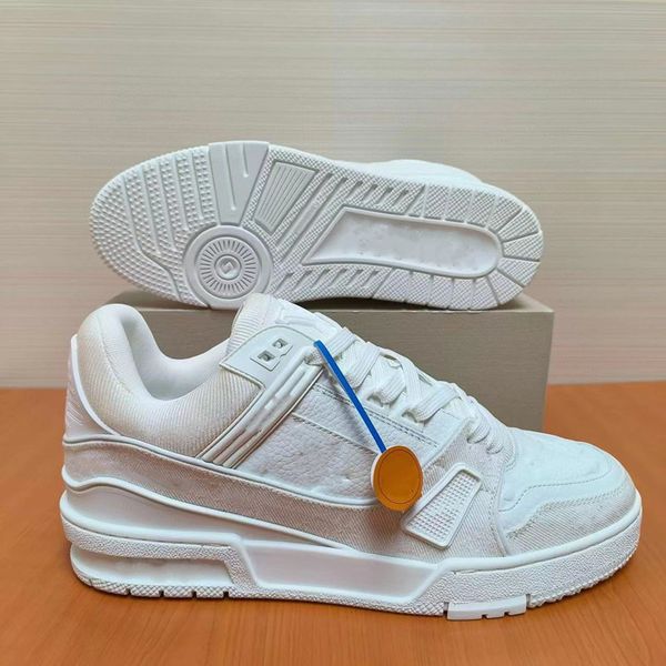 luxury designer men shoes fashion woman leather lace up platform sole sneakers white black mens womens causal shoes hoesfactory shoes 2023
luxury designer men shoes fashion woman leather lace up platform sole sneakers white black mens womens causal shoes hoesfactory shoes 2023