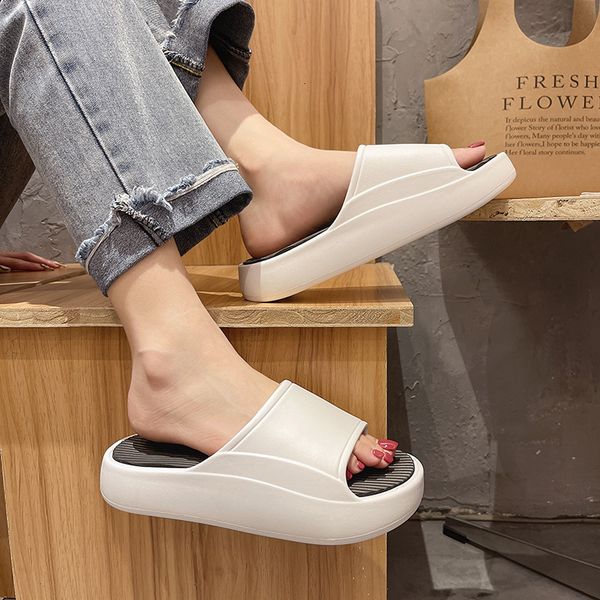 slippers 4cm platform slider women's indoor and outdoor slider thick sole soft eva home floor shoes women's beach shower slider 23, Black
slippers 4cm platform slider women's indoor and outdoor slider thick sole soft eva home floor shoes women's beach shower slider 23, Black