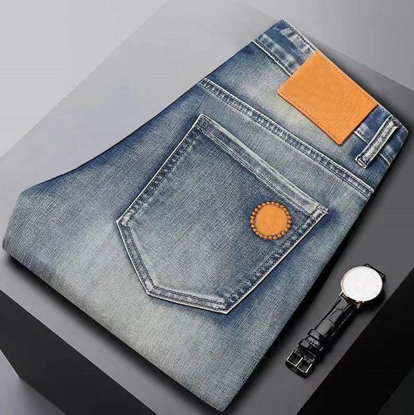 men's jeans classic mens fashion brand hip-hop denim pants high-quality zipper high washing fabric soft elastic letter emblem embroider, Blue
men's jeans classic mens fashion brand hip-hop denim pants high-quality zipper high washing fabric soft elastic letter emblem embroider, Blue