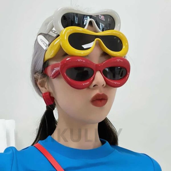 sunglasses new red lip shape y2k sunglasses for women new fashion brand candy color yellow pink sun glasses men cool hip hop eyewear p230406, White;black
sunglasses new red lip shape y2k sunglasses for women new fashion brand candy color yellow pink sun glasses men cool hip hop eyewear p230406, White;black