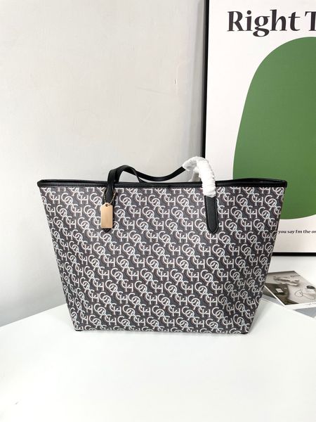 women luxury designer city totes bag shopping bags genuine leather medium fashion handbags large composite bags purse size 33x29x16cm
women luxury designer city totes bag shopping bags genuine leather medium fashion handbags large composite bags purse size 33x29x16cm