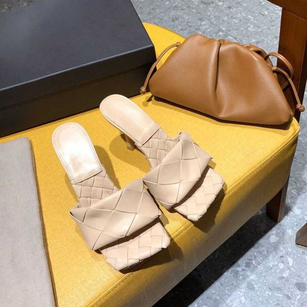 thin square head high-heeled woven slippers women's outer sandals 2021 summer new fashion versatile sandals the row, Black
thin square head high-heeled woven slippers women's outer sandals 2021 summer new fashion versatile sandals the row, Black