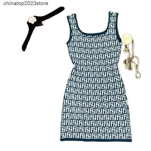 casual dresses women's tracksuits designer set womens summer short sleeve skirt knitted coordinates luxury half-length dress 74xt4, Black;gray
casual dresses women's tracksuits designer set womens summer short sleeve skirt knitted coordinates luxury half-length dress 74xt4, Black;gray