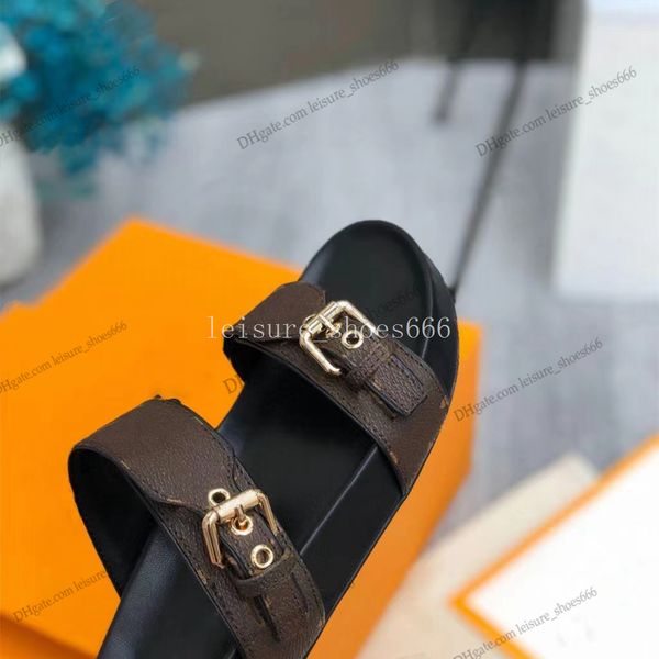women designer slippers transparent pvc jelly lady letter printed luxury summer sandals comfortable flip flops size 35-42 6i8l, Black
women designer slippers transparent pvc jelly lady letter printed luxury summer sandals comfortable flip flops size 35-42 6i8l, Black