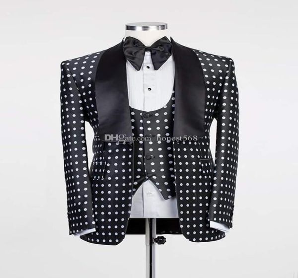 handsome one button groomsmen shawl lapel groom tuxedos men suits weddingpromdinner man blazerjacketpantstievest a2682921952, Black;gray
handsome one button groomsmen shawl lapel groom tuxedos men suits weddingpromdinner man blazerjacketpantstievest a2682921952, Black;gray