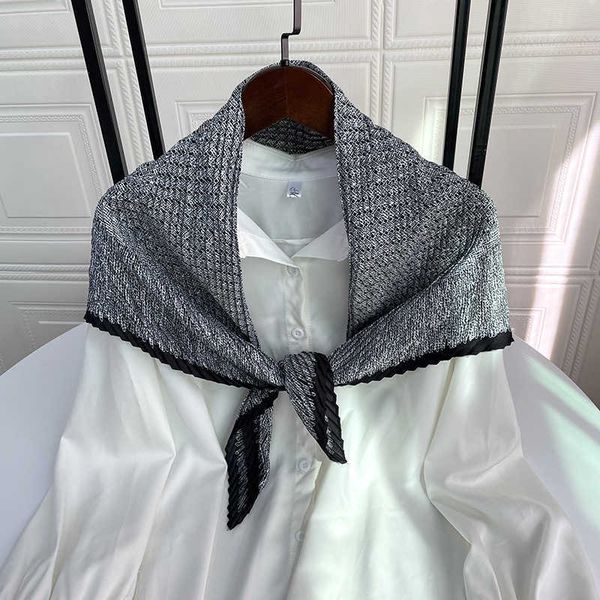 sarongs 2022 spring french retro new wrinkled twill scarf elegant wear with geometric pattern printing of silk scarf p230403, Blue;gray
sarongs 2022 spring french retro new wrinkled twill scarf elegant wear with geometric pattern printing of silk scarf p230403, Blue;gray