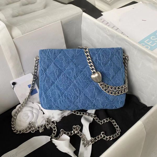 designer bag wallet classic luxury chain fashion plaid flower ladies brown leather handbag designer shoulder bag shopping pink white purse s
designer bag wallet classic luxury chain fashion plaid flower ladies brown leather handbag designer shoulder bag shopping pink white purse s
