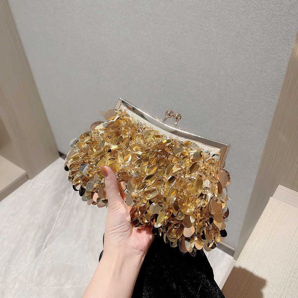 luxury designer handbag bling sequins clutch women shiny crystal evening bag retro long pleated hand bags evening bags 230308
luxury designer handbag bling sequins clutch women shiny crystal evening bag retro long pleated hand bags evening bags 230308