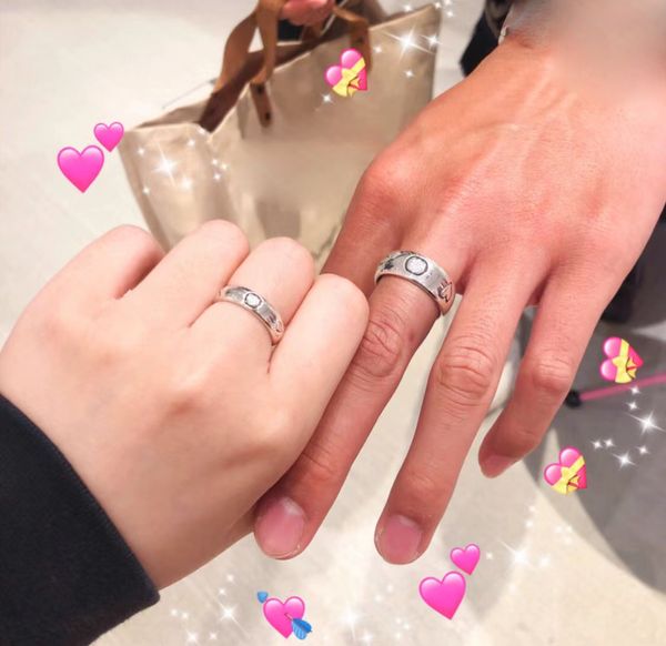 fashion designer band rings wedding rings with box, Silver
fashion designer band rings wedding rings with box, Silver