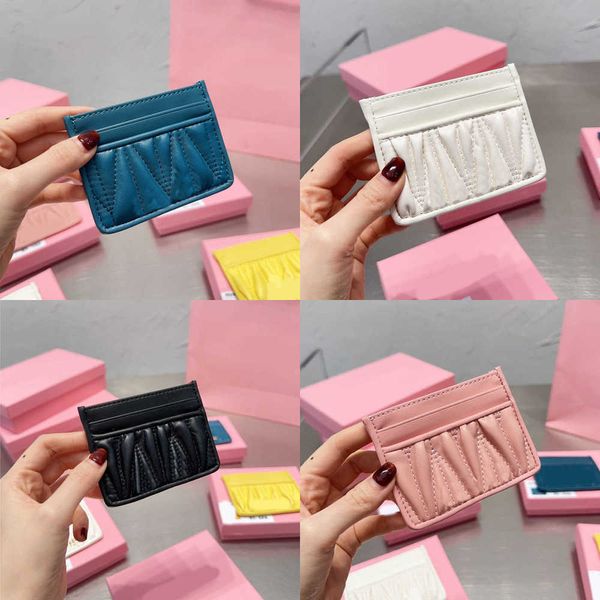 mini cardholder purse women designer bag purse leather purse wallet women purses wallet 220419, Red;black
mini cardholder purse women designer bag purse leather purse wallet women purses wallet 220419, Red;black