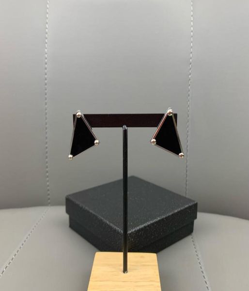 women earings jewelry highend letter p luxurys designers studs earrings fashion design temperament stud personalized drop earring8309964, Golden;silver
women earings jewelry highend letter p luxurys designers studs earrings fashion design temperament stud personalized drop earring8309964, Golden;silver