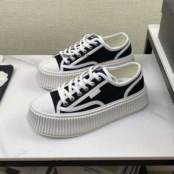 shoes 2023 summer new style small fragrant canvas shoes heighten small white shoes women's shoes breathable color matching casual shoes, Black
shoes 2023 summer new style small fragrant canvas shoes heighten small white shoes women's shoes breathable color matching casual shoes, Black