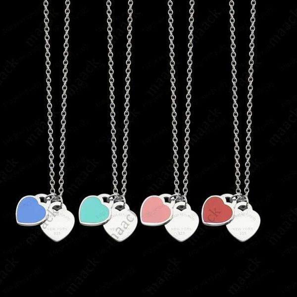 pendant necklaces designer luxury heart-shaped pendant necklace bracelet women's stainless steel couple jewelry valentine's day gi, Silver 
pendant necklaces designer luxury heart-shaped pendant necklace bracelet women's stainless steel couple jewelry valentine's day gi, Silver