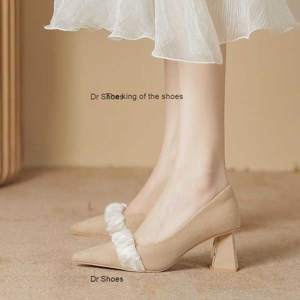 high-heeled single shoes for women in autumn and winter of 2023 new french style soft medium thick heel pointed shallow mouth small fragrant, Black
high-heeled single shoes for women in autumn and winter of 2023 new french style soft medium thick heel pointed shallow mouth small fragrant, Black