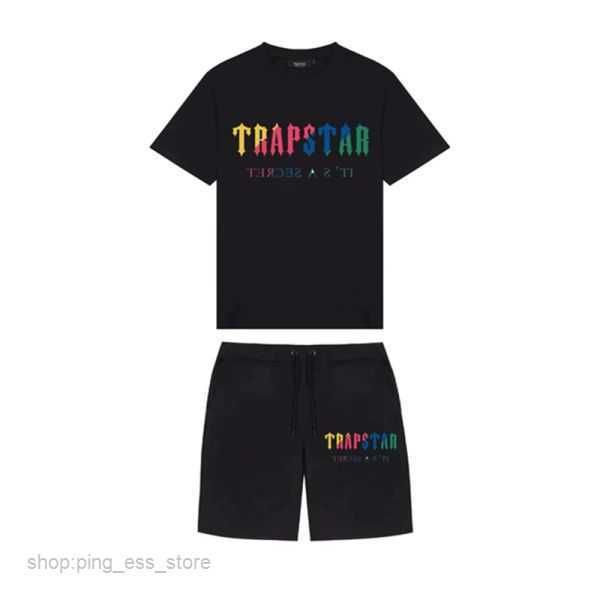 men's t-shirts summer new trapstar london shooter short-sleeved t shirt suit chenille decoding black ice flavor 2.0 round neck t-shirt, White;black
men's t-shirts summer new trapstar london shooter short-sleeved t shirt suit chenille decoding black ice flavor 2.0 round neck t-shirt, White;black