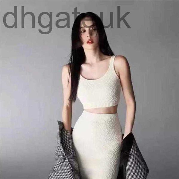 casual dresses designer designerwomen embossed 3d relief letter high qualiy ladies dress two pieces knit tank & skirt iw4s, Black;gray
casual dresses designer designerwomen embossed 3d relief letter high qualiy ladies dress two pieces knit tank & skirt iw4s, Black;gray