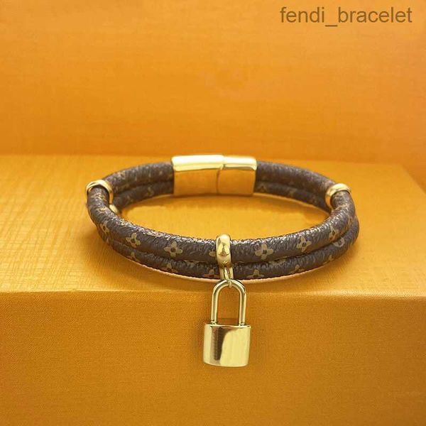 fashion magnet lock leather bracelets letter lover charm bracelet classic designer jewelry gift, Black
fashion magnet lock leather bracelets letter lover charm bracelet classic designer jewelry gift, Black