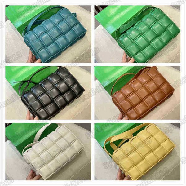 designer bottegas bags venetas cassettess luxury cassettes pillow weave sponge handbag chest diagonal fashion leather metal chain belt shoul
designer bottegas bags venetas cassettess luxury cassettes pillow weave sponge handbag chest diagonal fashion leather metal chain belt shoul