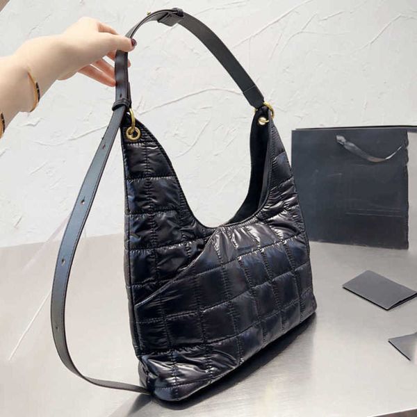 totes vintage down hobo tote bag designer cross body handbag women shoulder bags leather luxury handbags classic crossbody purses hand bags
totes vintage down hobo tote bag designer cross body handbag women shoulder bags leather luxury handbags classic crossbody purses hand bags