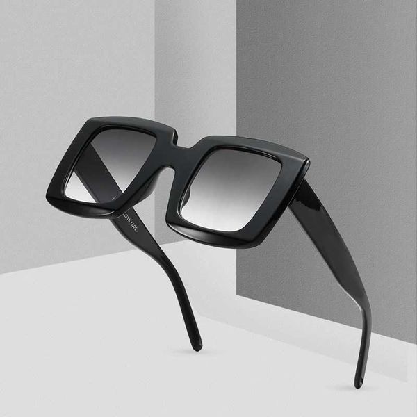 sunglasses 2020 luxury big square sunglasses women brand designer retro clear sun glasses for female oversized black shades oculos uv400 p23, White;black
sunglasses 2020 luxury big square sunglasses women brand designer retro clear sun glasses for female oversized black shades oculos uv400 p23, White;black