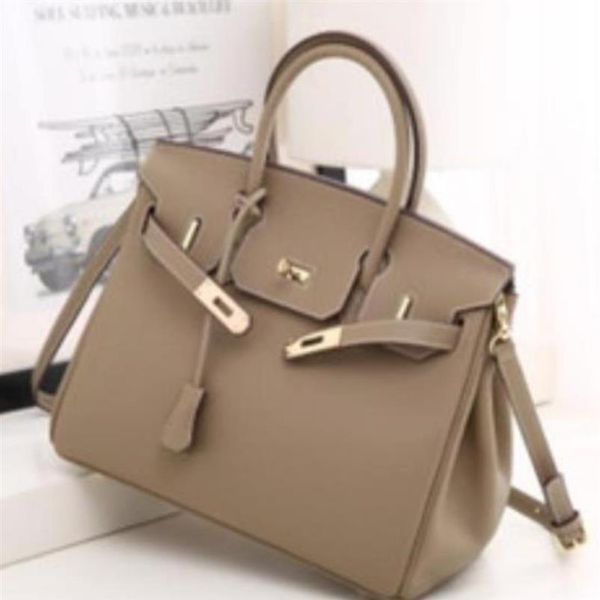 2021 women bags jet set ladies bags tassel handbags saddle chain bag fashion purse shoulder tote bag259n
2021 women bags jet set ladies bags tassel handbags saddle chain bag fashion purse shoulder tote bag259n