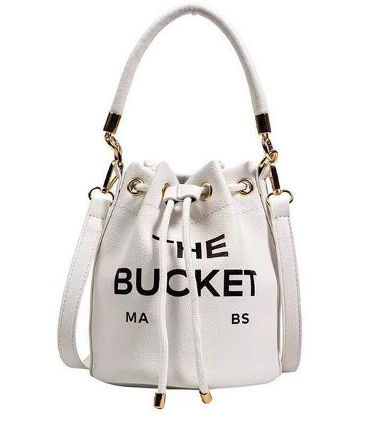 2023 the tote bag classic pull closure the marc leather bucket bag womens men handbag original luxury tote drawstring shoulder fashion desig
2023 the tote bag classic pull closure the marc leather bucket bag womens men handbag original luxury tote drawstring shoulder fashion desig