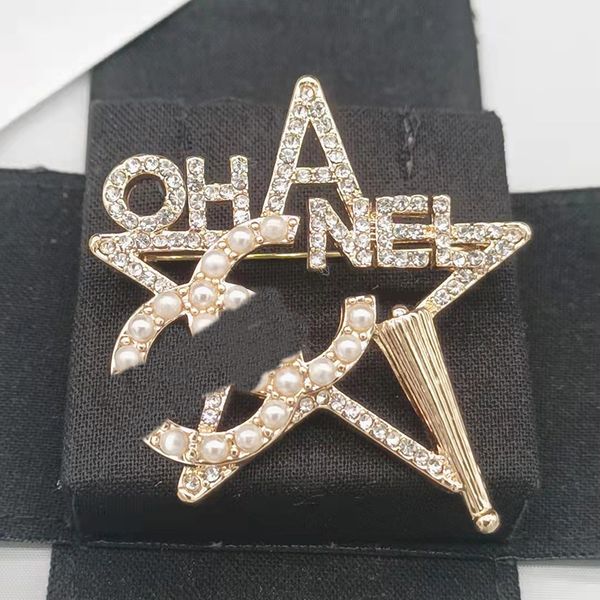 fashion style brand letter brooch designer pentagram brooches for women charm wedding gift jewelry accessorie high quality, Gray
fashion style brand letter brooch designer pentagram brooches for women charm wedding gift jewelry accessorie high quality, Gray