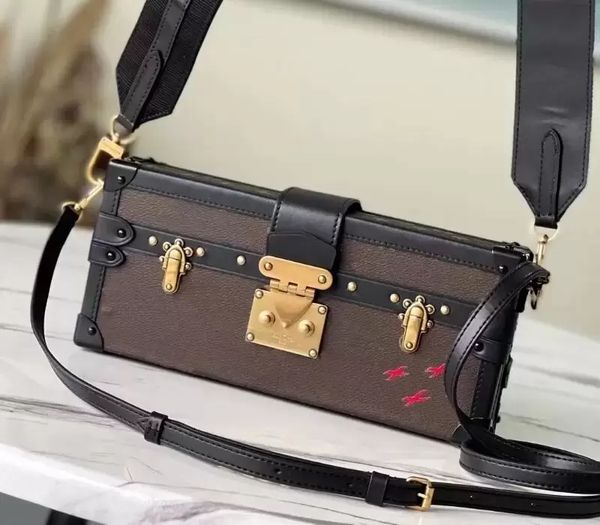 petite malle classic mini trunk shoulder bag 27cm handbags purses for designer womens luxury bronze hardware nicolas canvas leather women ha
petite malle classic mini trunk shoulder bag 27cm handbags purses for designer womens luxury bronze hardware nicolas canvas leather women ha