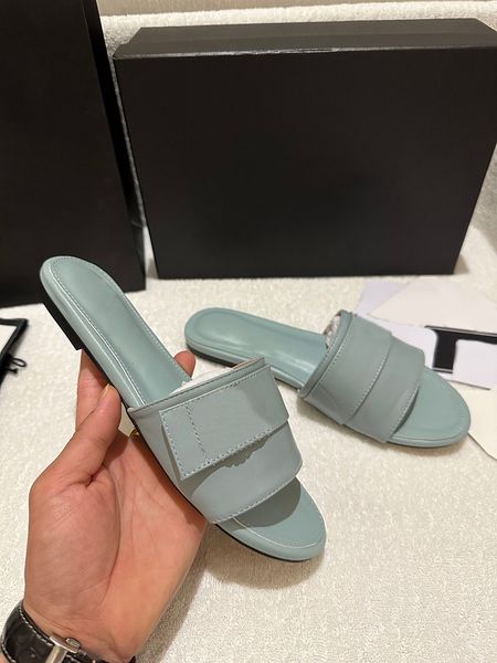 611s slippers women mule slides classic flat slippers lambskin blue home casual sandals summer designer luxury fashion ladies beach outdoors, Black
611s slippers women mule slides classic flat slippers lambskin blue home casual sandals summer designer luxury fashion ladies beach outdoors, Black