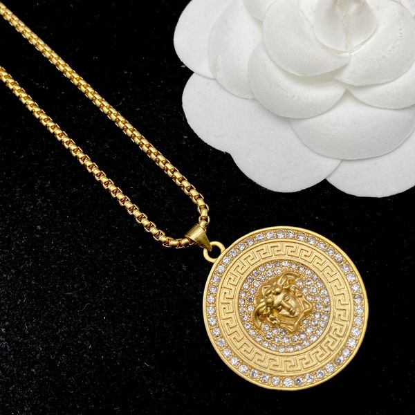wersace jewelry necklace designer for women new fashion necklace love necklace for woman brand simple letters diamond lady jewelry, Golden;silver
wersace jewelry necklace designer for women new fashion necklace love necklace for woman brand simple letters diamond lady jewelry, Golden;silver
