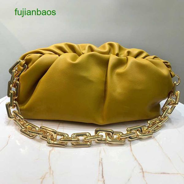 bottgs designer handbags thick chain clip bag with advanced pleated cloud bag genuine leather single shoulder underarm bag, Black
bottgs designer handbags thick chain clip bag with advanced pleated cloud bag genuine leather single shoulder underarm bag, Black