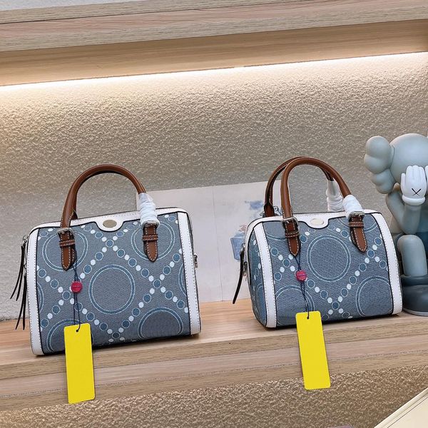 crossbody handbag pillow bag designer bag ladies shoulder bags women luxurys handbags classic fashion cross body totes blue
crossbody handbag pillow bag designer bag ladies shoulder bags women luxurys handbags classic fashion cross body totes blue