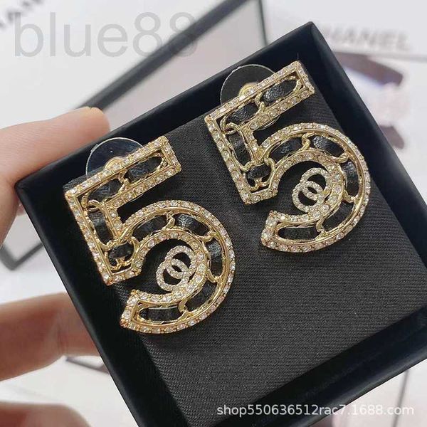 charm designer earrings for women's premium leather piercing digital 5 2022 new exaggerated 925 silver needle kb7d, Golden
charm designer earrings for women's premium leather piercing digital 5 2022 new exaggerated 925 silver needle kb7d, Golden