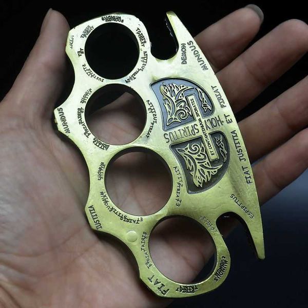 metal tiger thickened and widened four finger fist buckle defense boxing ring joint copper ring qq with logo
metal tiger thickened and widened four finger fist buckle defense boxing ring joint copper ring qq with logo