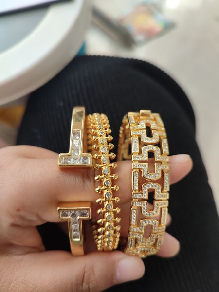 initial 18k gold ladies bangle bracelets for women men luxury open designer jewelry silver love couple jewlery party gifts wedding party bir, Black
initial 18k gold ladies bangle bracelets for women men luxury open designer jewelry silver love couple jewlery party gifts wedding party bir, Black