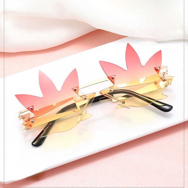 sunglasses funny rimless maple leaf sunglasses women's luxury metal frame eye wear beach party sun glasses shades for women uv400 p2304, White;black
sunglasses funny rimless maple leaf sunglasses women's luxury metal frame eye wear beach party sun glasses shades for women uv400 p2304, White;black