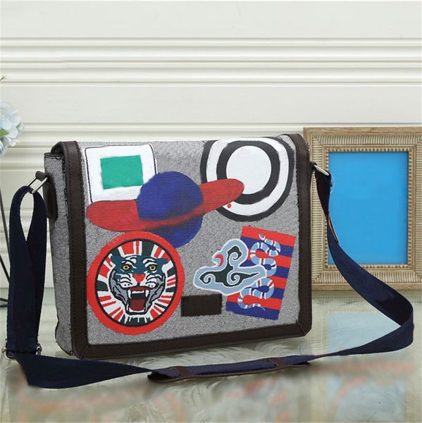 handbag men shoulder bags designer cross body luxury man messenger bag satchels satchel fashion handbags composite post bag backpack 2023
handbag men shoulder bags designer cross body luxury man messenger bag satchels satchel fashion handbags composite post bag backpack 2023
