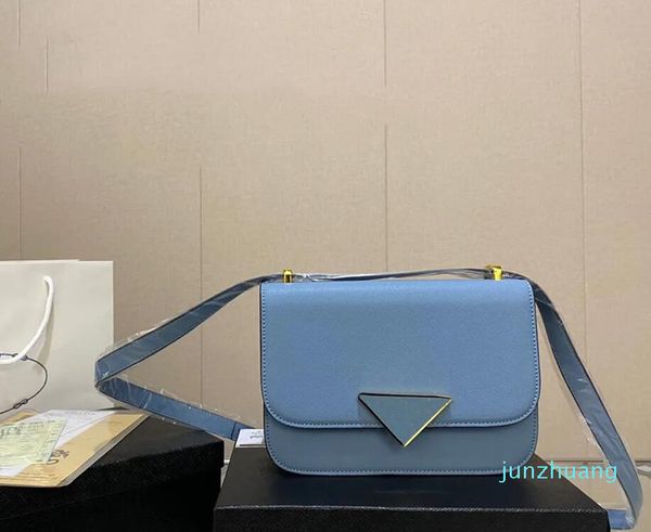 pra da bag three colors women luxury cross body designer bags 2023 handbag leather 54 bag plain casual 5a large capacity bags 22cm
pra da bag three colors women luxury cross body designer bags 2023 handbag leather 54 bag plain casual 5a large capacity bags 22cm