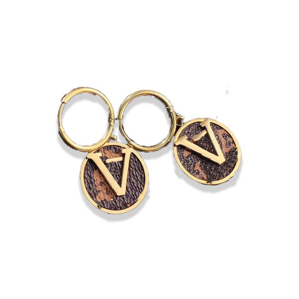 designer chandelier earrings for women stamp dangle leather brand 18k gold plated letters fashion women temperament earring wedding jewerlry, Silver
designer chandelier earrings for women stamp dangle leather brand 18k gold plated letters fashion women temperament earring wedding jewerlry, Silver