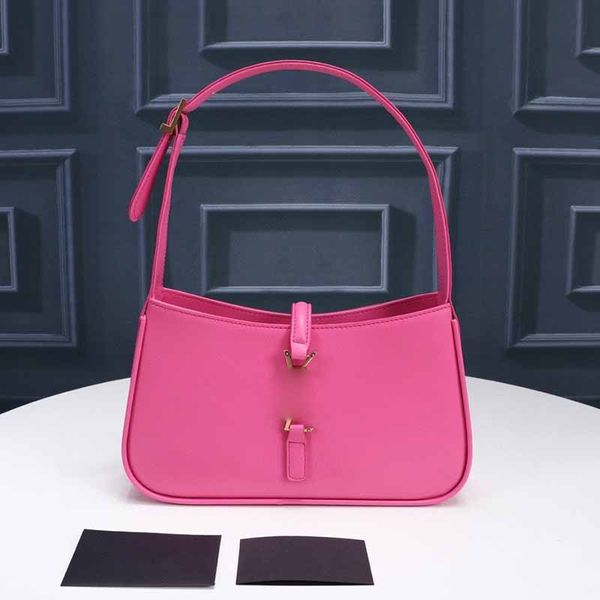 woman underarm shoulder bag leather luxury designer bags fashion handbag purse metal y logo tote messenger bag large capacity women's s
woman underarm shoulder bag leather luxury designer bags fashion handbag purse metal y logo tote messenger bag large capacity women's s