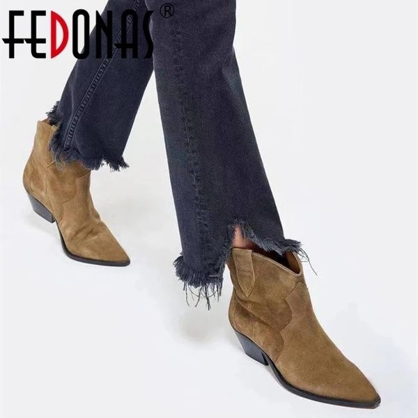 boots fedonas est wool suede leather ankle for women warm fur winter snow pointed toe chelsea shoes woman 230406, Black
boots fedonas est wool suede leather ankle for women warm fur winter snow pointed toe chelsea shoes woman 230406, Black