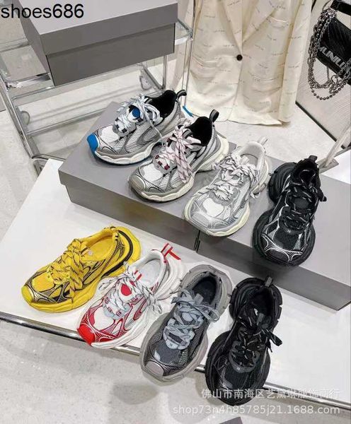 2023 balencigas ninth generation dad shoes made old dad shoes ninth generation jogging dad shoes, Black
2023 balencigas ninth generation dad shoes made old dad shoes ninth generation jogging dad shoes, Black