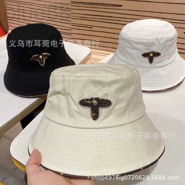 cloches designer european original cotton fisherman's hat can be worn in four seasons with the same sun visor for men and women, flat, Blue;gray
cloches designer european original cotton fisherman's hat can be worn in four seasons with the same sun visor for men and women, flat, Blue;gray
