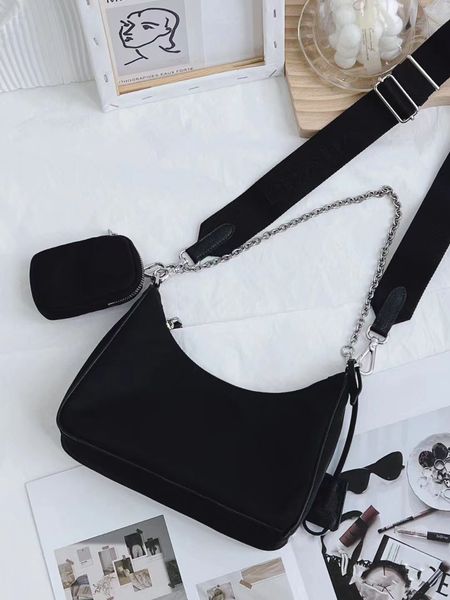 new style tote bag designer bag handbag handbag cross shoulder fashion purse underarm bag women's nylon handbag01
new style tote bag designer bag handbag handbag cross shoulder fashion purse underarm bag women's nylon handbag01