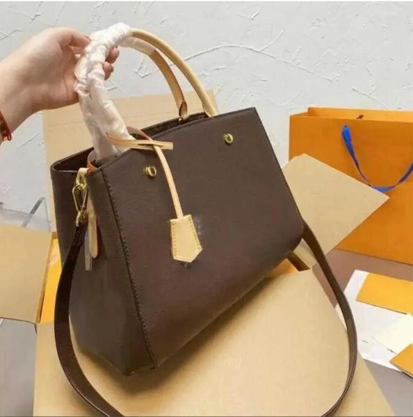 women handbag designer bag luxurys handbags shoulder bags shopping bag classic brand large capacity fashion purse, Red;black
women handbag designer bag luxurys handbags shoulder bags shopping bag classic brand large capacity fashion purse, Red;black